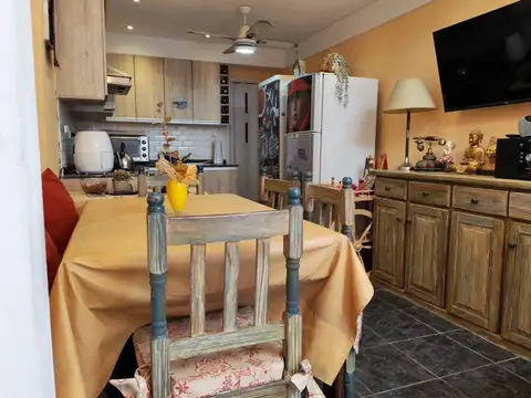 Depto Tipo Casa 3 ambientes con 1 baño
