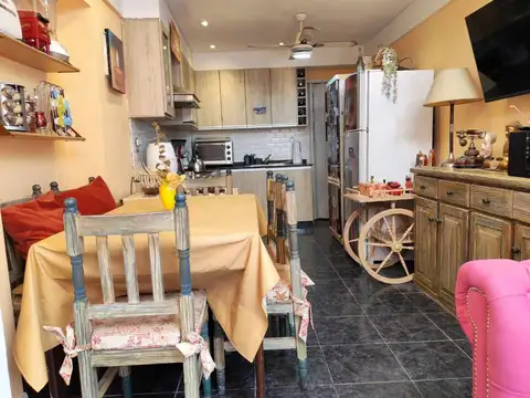 Depto Tipo Casa en Venta 41 años