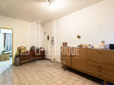 Casa en Venta en Parque Chacabuco, USD 180.000