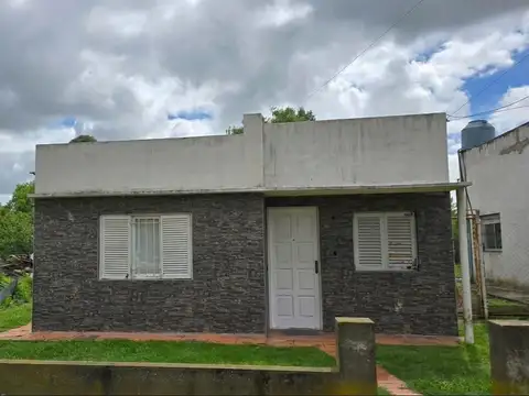 Casa en venta - 2 Dormitorios 1 Baño - Maipú