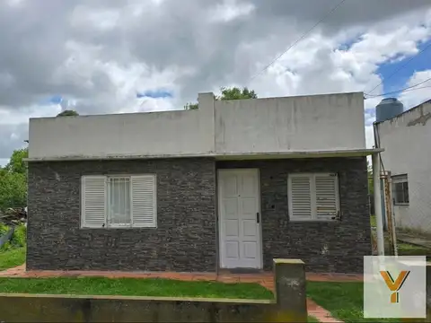 Casa en venta - 2 Dormitorios 1 Baño - Maipú