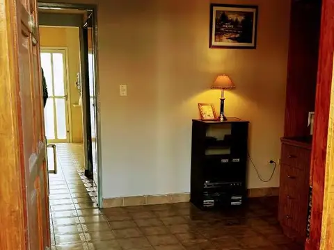 Depto Tipo Casa 4 ambientes con 2 baños