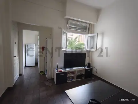 Avenida Rivadavia 5600, Piso 1