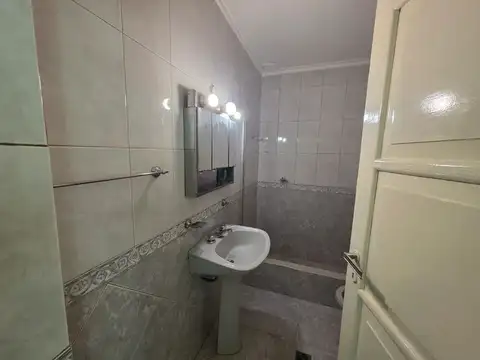 Depto Tipo Casa 4 ambientes con 1 baño