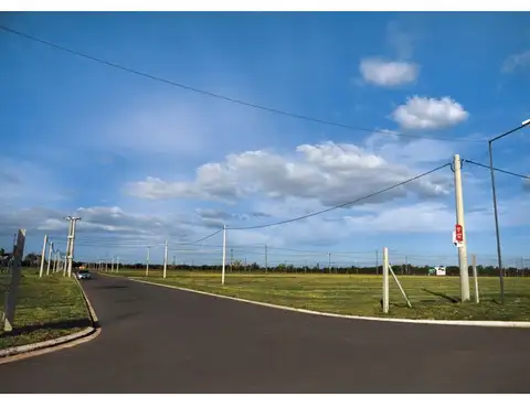 Terrenos en venta en barrio Lomas de Alicia