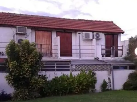 Depto Tipo Casa en Venta en Castelar Sur, USD 55.000