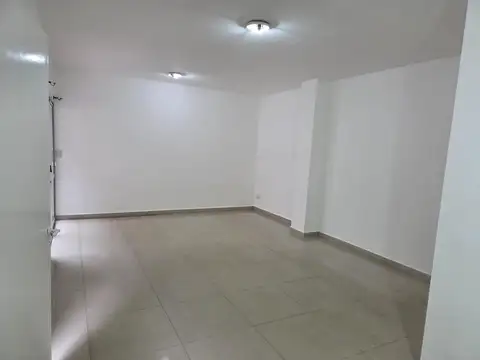 Depto Tipo Casa en Alquiler en Boca, $ 600.000