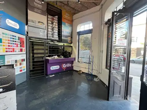 Local en Alquiler Via Pública