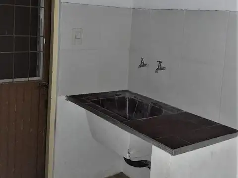 Local en Venta en Manuel B Gonnet, USD 80.000