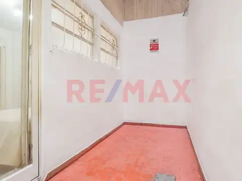 MONOAMB C/ DOS PATIOS A MTS DE AV P. GOYENA