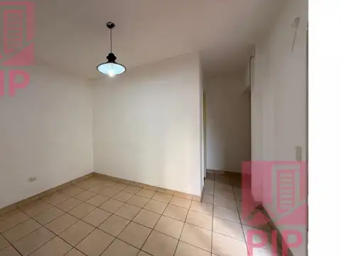 Departamento en Venta en Ramos Mejia, USD 42.000