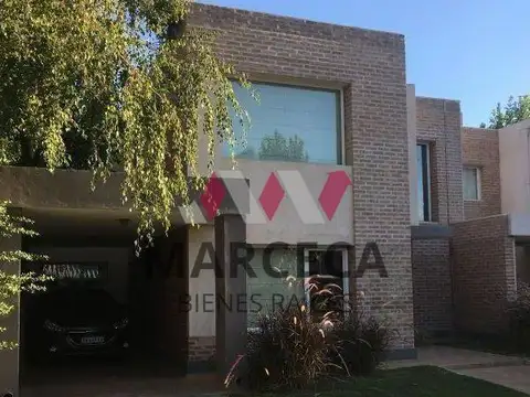 CASA GERENCIAL EN ALQUILER EN VILLA LUISA