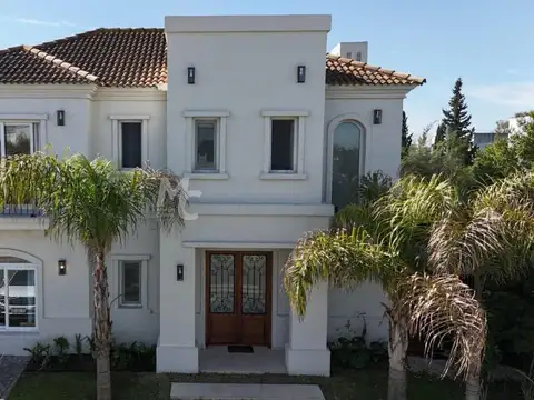 Casa en venta en Los Alisos