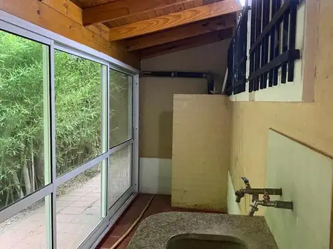 Casa 4 ambientes con 3 baños