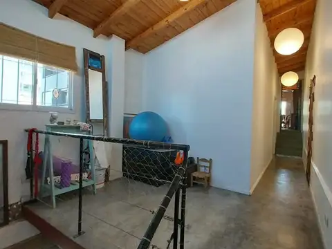 Depto Tipo Casa en Venta en Colegiales, USD 240.000