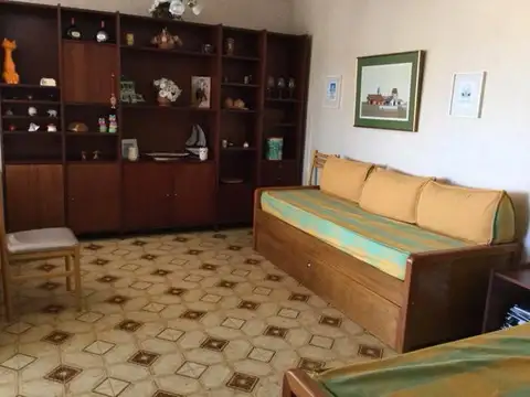 Departamento 4 ambientes con 2 baños