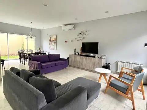 Casa en venta Tres Cerritos