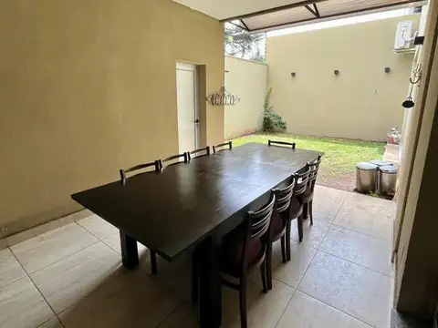 Casa en Venta en Barrio Tres Cerritos, USD 280.000