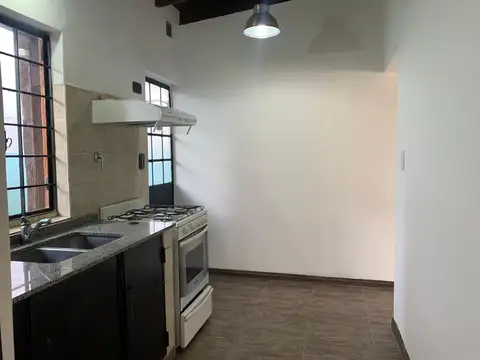 Casa en Alquiler en Marcos Paz, $ 480.000