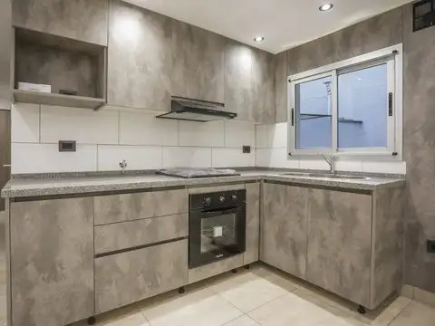 Depto Tipo Casa 3 ambientes con 2 baños