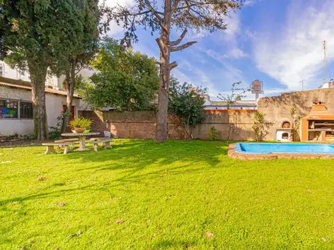 Casa 3 ambientes con 2 baños