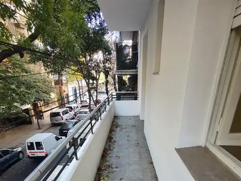 VENTA DEPTO 3 HABITACIONES FRENTE BALCON SUBTE A