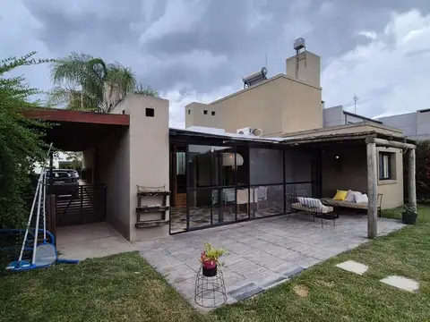 Casa en Venta al Oeste