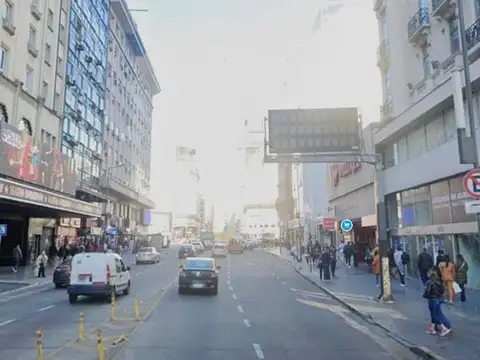 Importante local sobre AV Corrientes