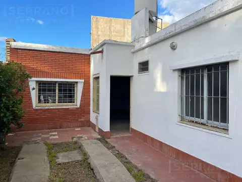 Venta casa 5 ambientes, con jardin y parrilla, Apta credito - Escobar