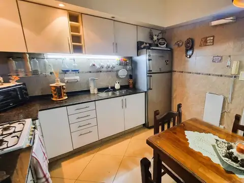Depto Tipo Casa 3 ambientes con 1 baño
