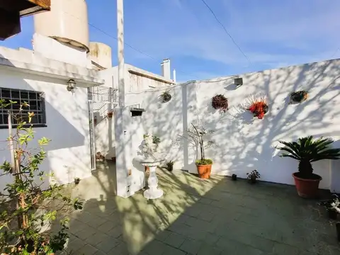 PH 3 AMB FTE C/BALCON, TERRAZA, QUINCHO Y PARRILLA