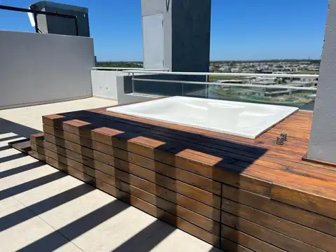Qbay 5 ambientes vista al lago central