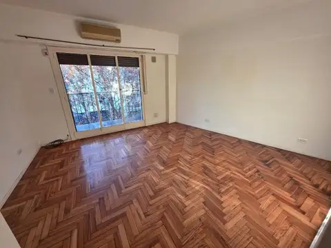 Helguera 2600, Piso 4