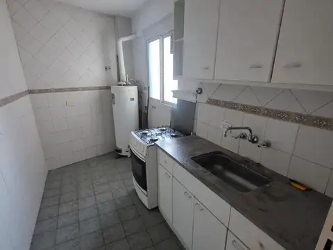 Departamento en Alquiler en Villa del Parque, $ 850.000