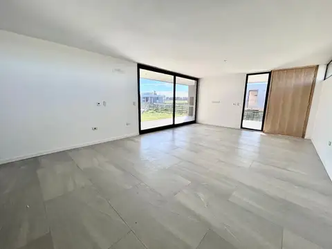 Oportunidad!! Casa 4 amb con pileta - Finca Jóven