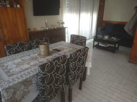 Depto Tipo Casa en Venta con 1 cocheras