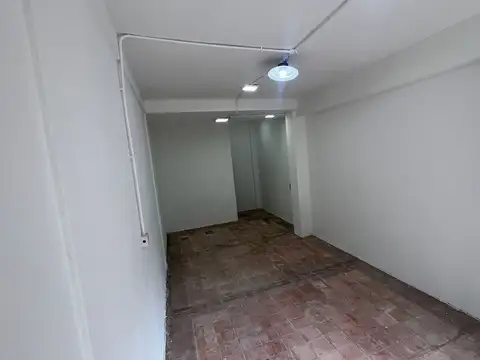 Avenida Carlos Calvo 2700