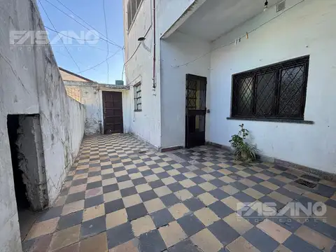 Depto Tipo Casa en Alquiler de 2 dormitorios