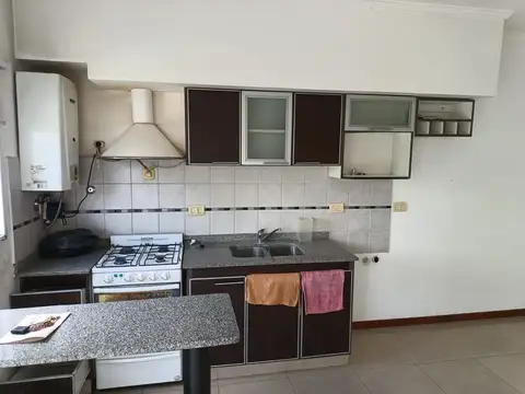 Departamento en Alquiler con 1 cocheras