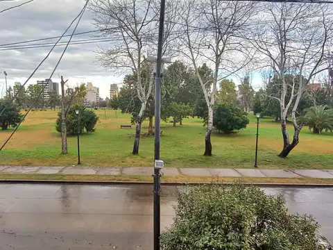 Departamento en Alquiler en Parque Alberti, La Plata