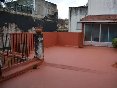 Depto Tipo Casa en Venta de 4 dormitorios