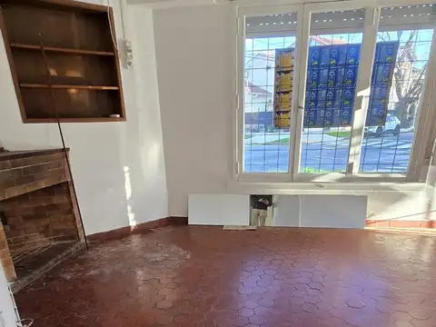 Depto Tipo Casa 3 ambientes con 1 baño