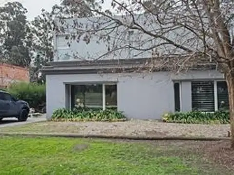 CASA BARRANCAS DE SAN BENITO BARRIO PRIVADO