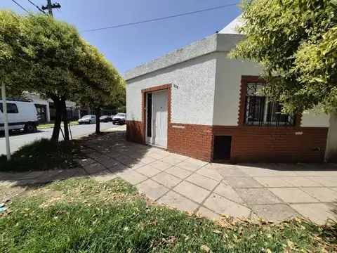 Casa en Alquiler en Ramos Mejia, $ 850.000