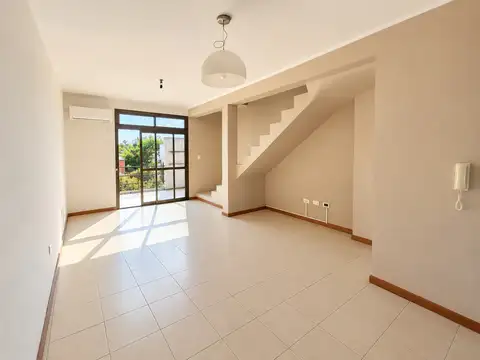 Calle 26 1700, Piso P2 D5