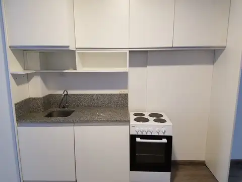 Mario Bravo 1200, Piso 2