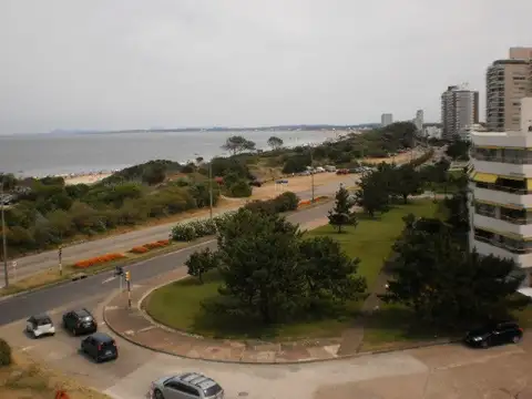 Departamento 4 ambientes con 3 baños