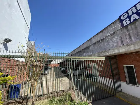 Terreno en Venta 42  mts Fondo