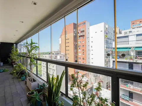 Departamento 5 ambientes con 4 baños