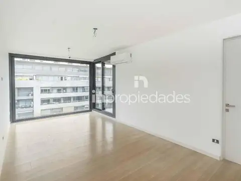 Puerto Madero - Hermoso 3 Ambientes al frente - Vista al boulevard - 2 Suites -2 cocheras-  Venta